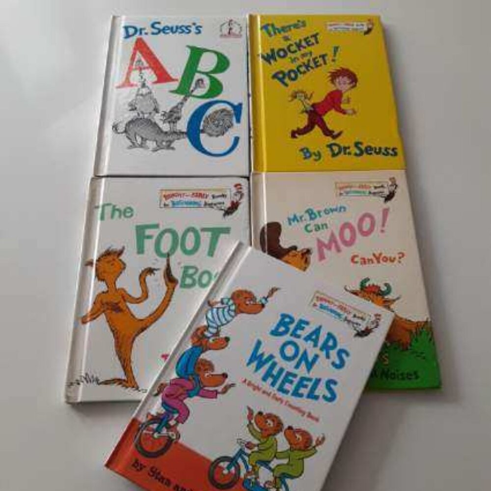 Dr. Suess - (5) Books